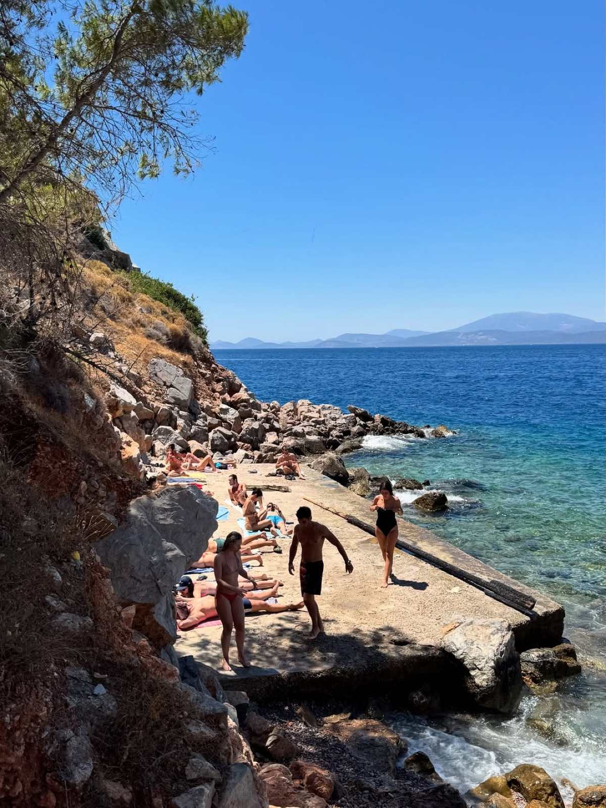 Η Ηλιάννα Παπαγεωργίου στην Ύδρα