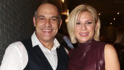 Ο Κρατερός Κατσούλης και η Κατερίνα Καραβάτου