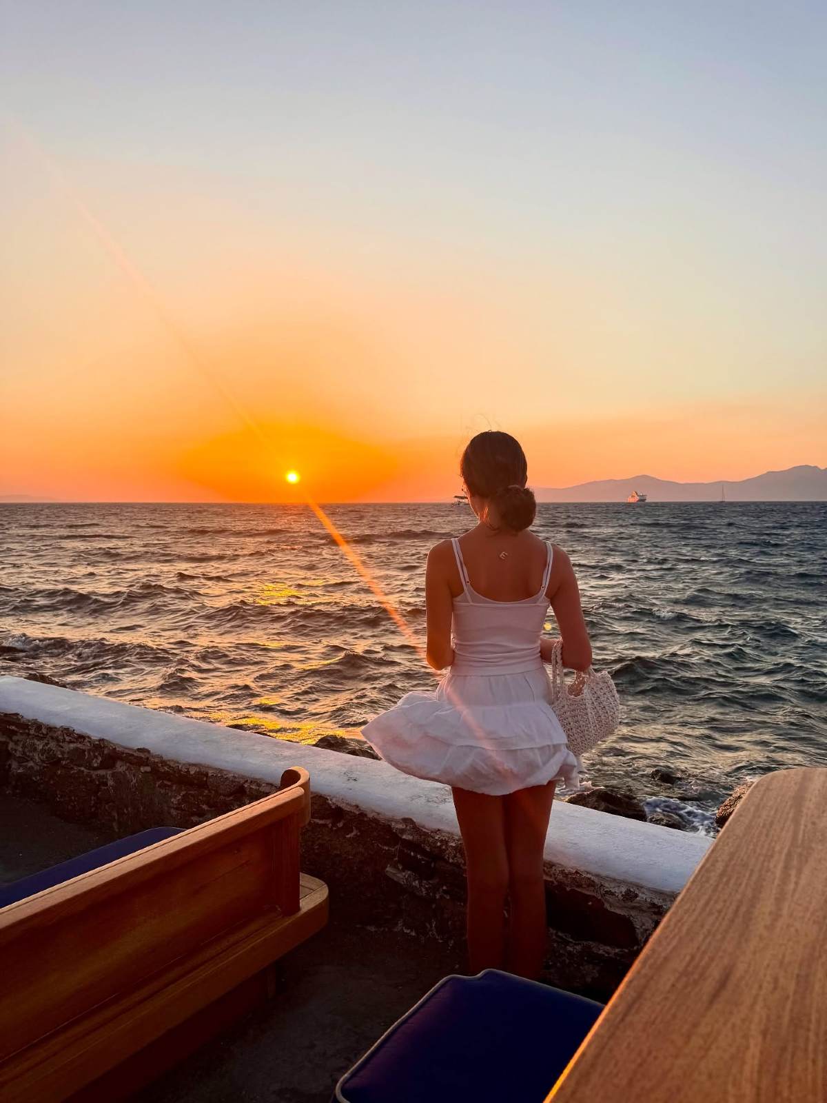 Λασκαράκη & Σουλτάτος: Τους κοιτούσαν όλοι στη Μύκονο - Η βραδινή τους έξοδος στα Ματογιάννια