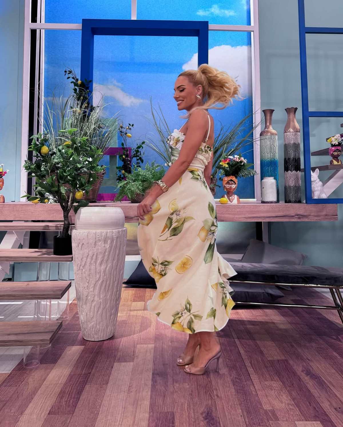 H Ιωάννα Μαλέσκου στο πλατό