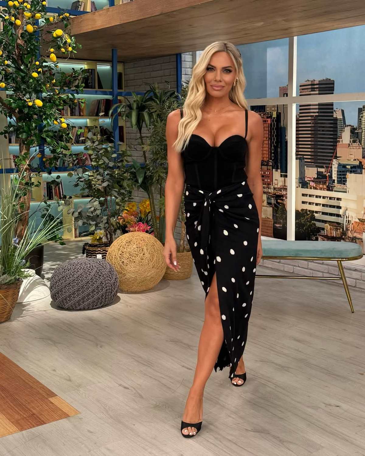 H Ιωάννα Μαλέσκου στο πλατό