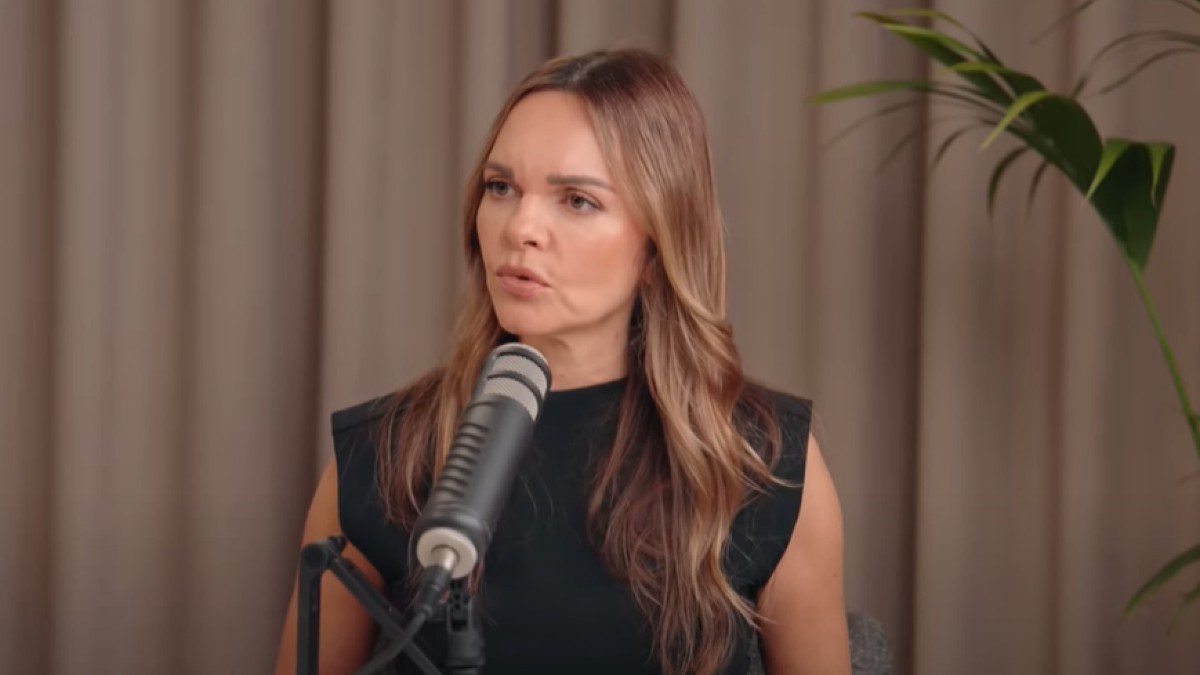 Η Μαρία Χατζηστεφανή στο Youtube