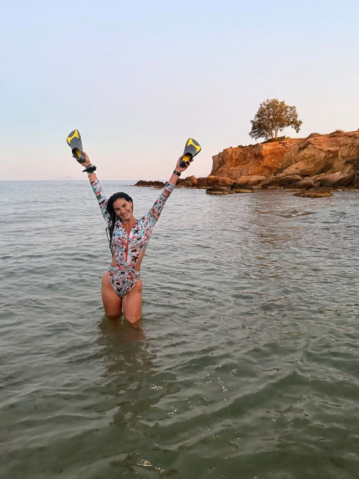 Η Χριστίνα Μπόμπα στην παραλία