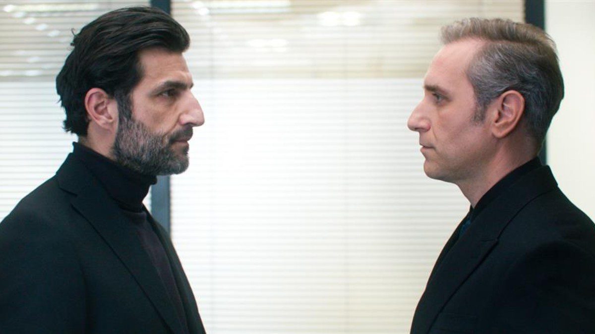 Παιχνίδια εκδίκησης: Ο Χρήστος πλακώνει στο ξύλο τον Άγη - «Είσαι ένα τέρας!»