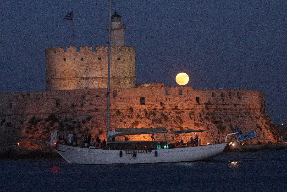 Πανσέληνος