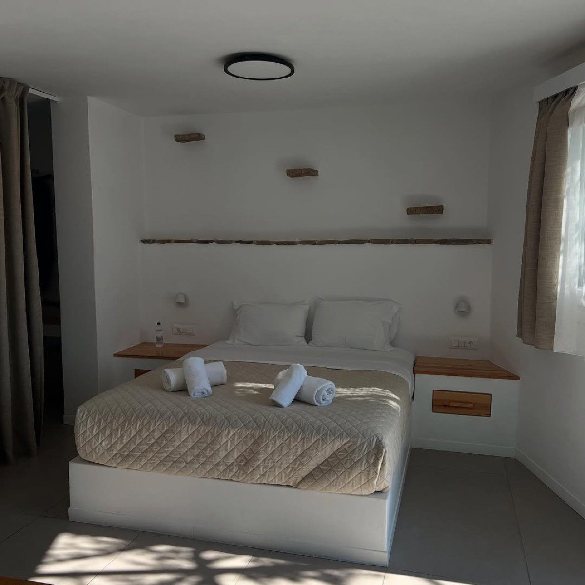 Το δωμάτιο που έμειναν Παπουτσάκη και Χατζόπουλος στην Ίο