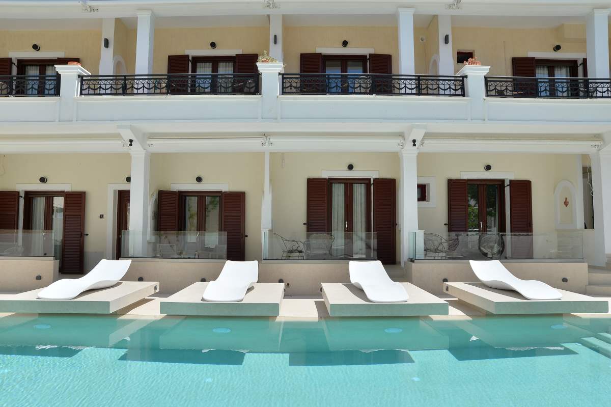 aktaion beach hotel & spa