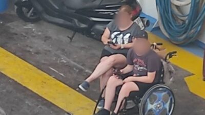 Παιδί αμέα ταξιδεύει για Θάσο