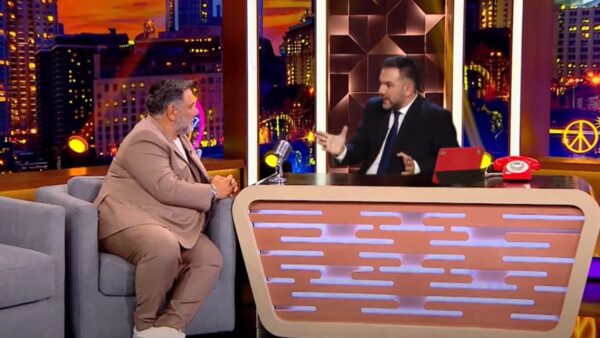 Ο Γρηγόρης Αρναούτογλου στο The 2night show