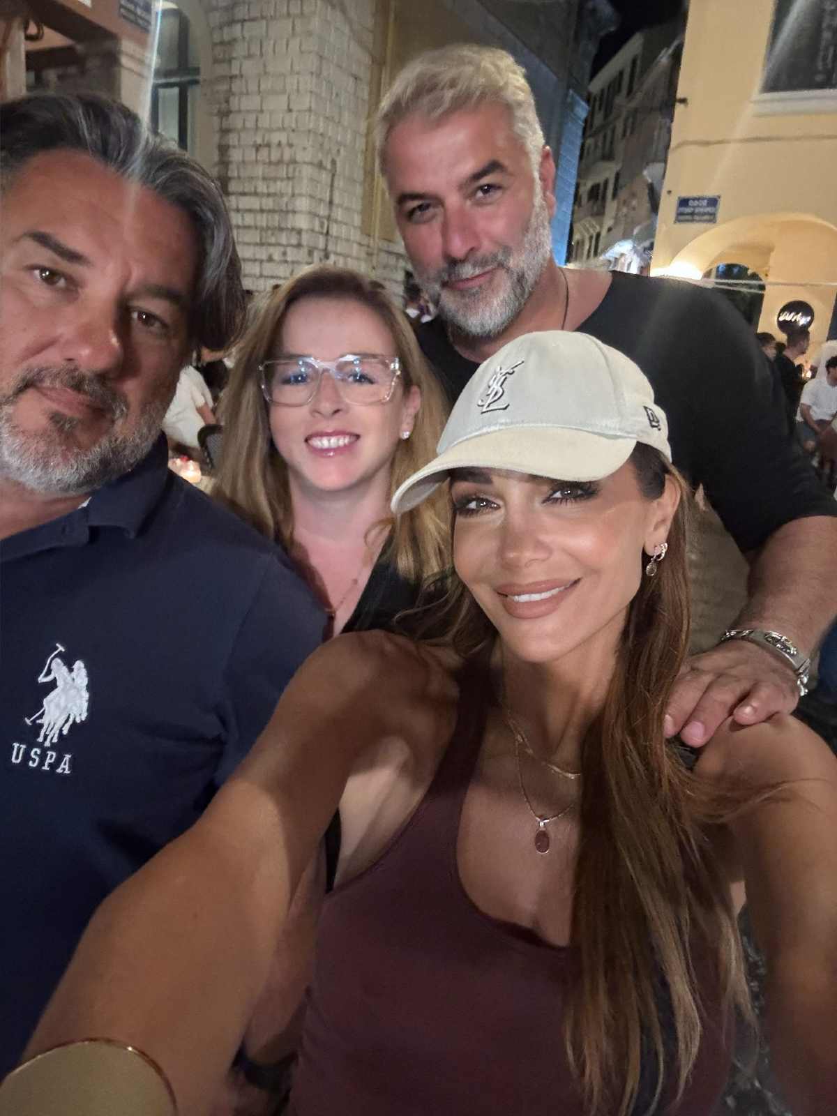 Βανδή: Διακοπές στην Κέρκυρα και στους Παξούς με τον Μπισμπίκη - Το φωτογραφικό άλμπουμ