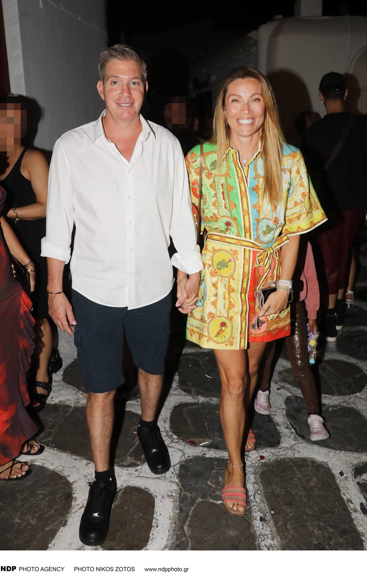 Η Μαριέττα Χρουσαλά στη Μύκονο