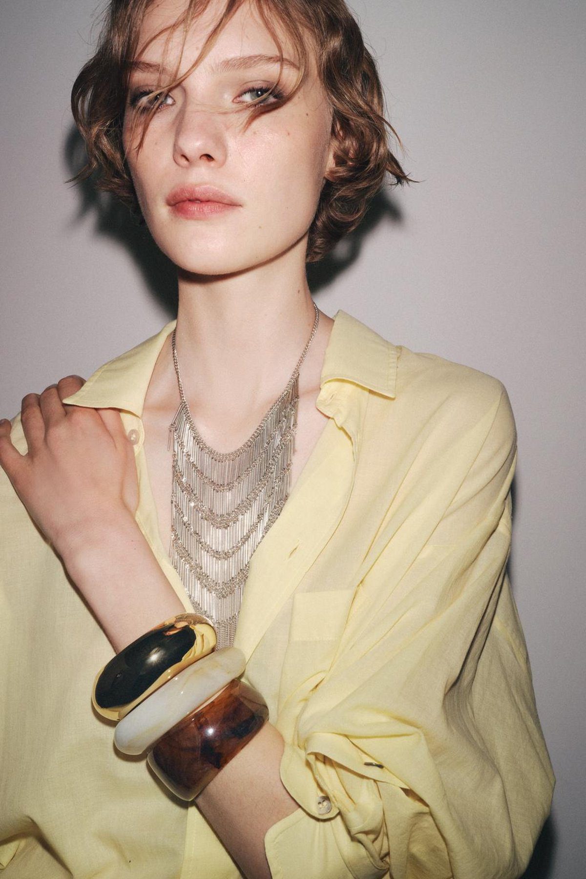 zara αξεσουάρ