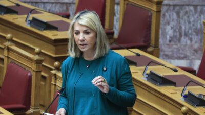Η Ζέττα Μακρή στη Βουλή