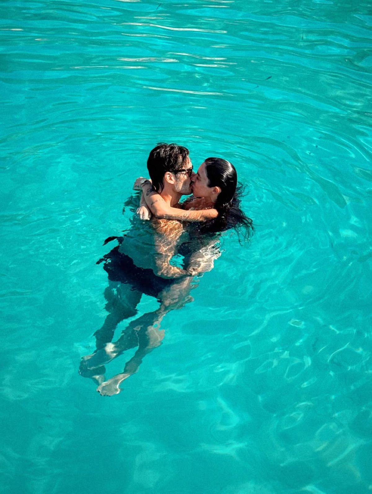 Γιώργος Καράβας, Ραφαέλα Ψαρρού