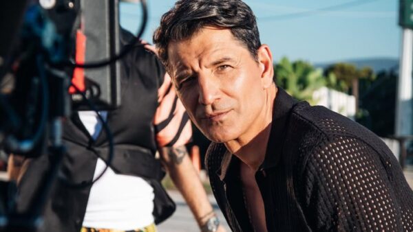 Σάκης Ρουβάς