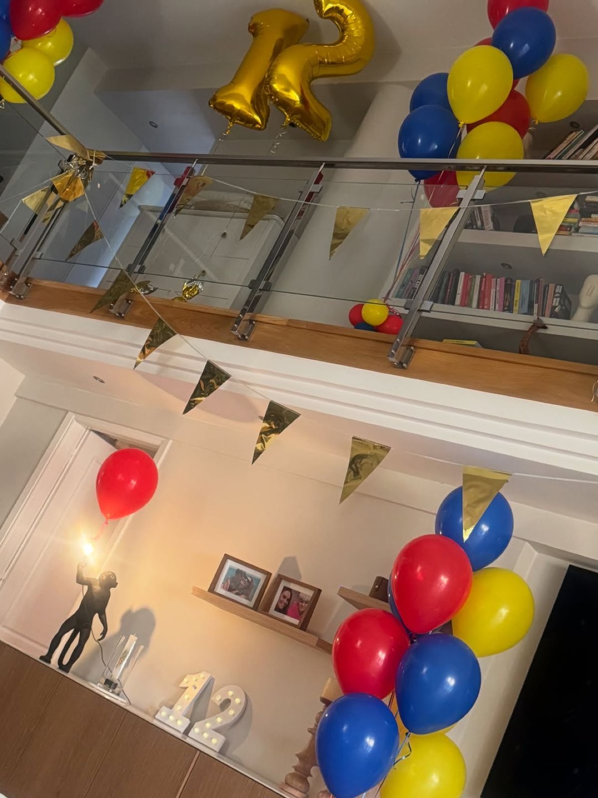 Στιγμιότυπα που ανέβασε η Σίσσυ Χρηστίδου από τα γενέθλια του γιου της