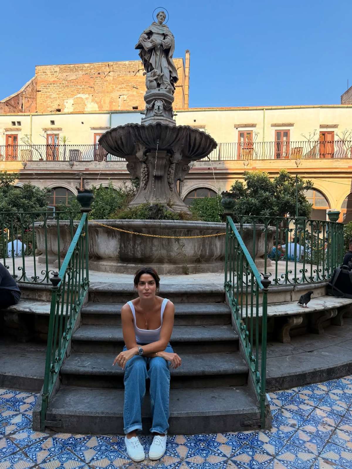 Η Τόνια Σωτηροπούλου στη Σικελία