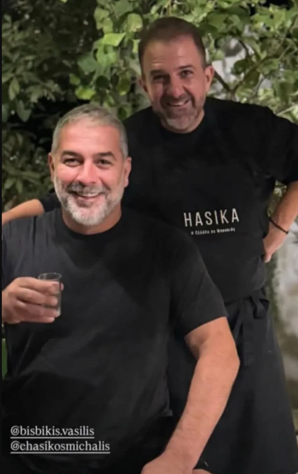Ο Βασίλης Μπισμπίκης και η Δέσποινα Βανδή στο Instagram
