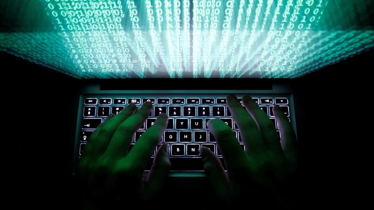 Πασίγνωστη influencer στο στόχαστρο της Δίωξης Ηλεκτρονικού Εγκλήματος – Διαφήμιζε site παράνομου τζόγου