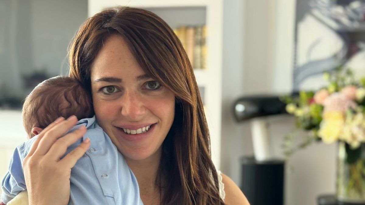 Δόμνα Μιχαηλίδου: Σε ποιο ελληνικό νησί θα περάσει τις πρώτες διακοπές με τον γιο της