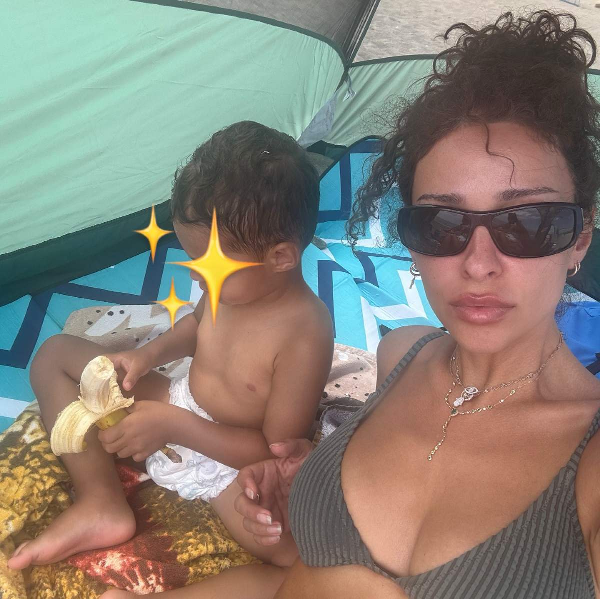 Η Ελένη Φουρέιρα με τον γιο της