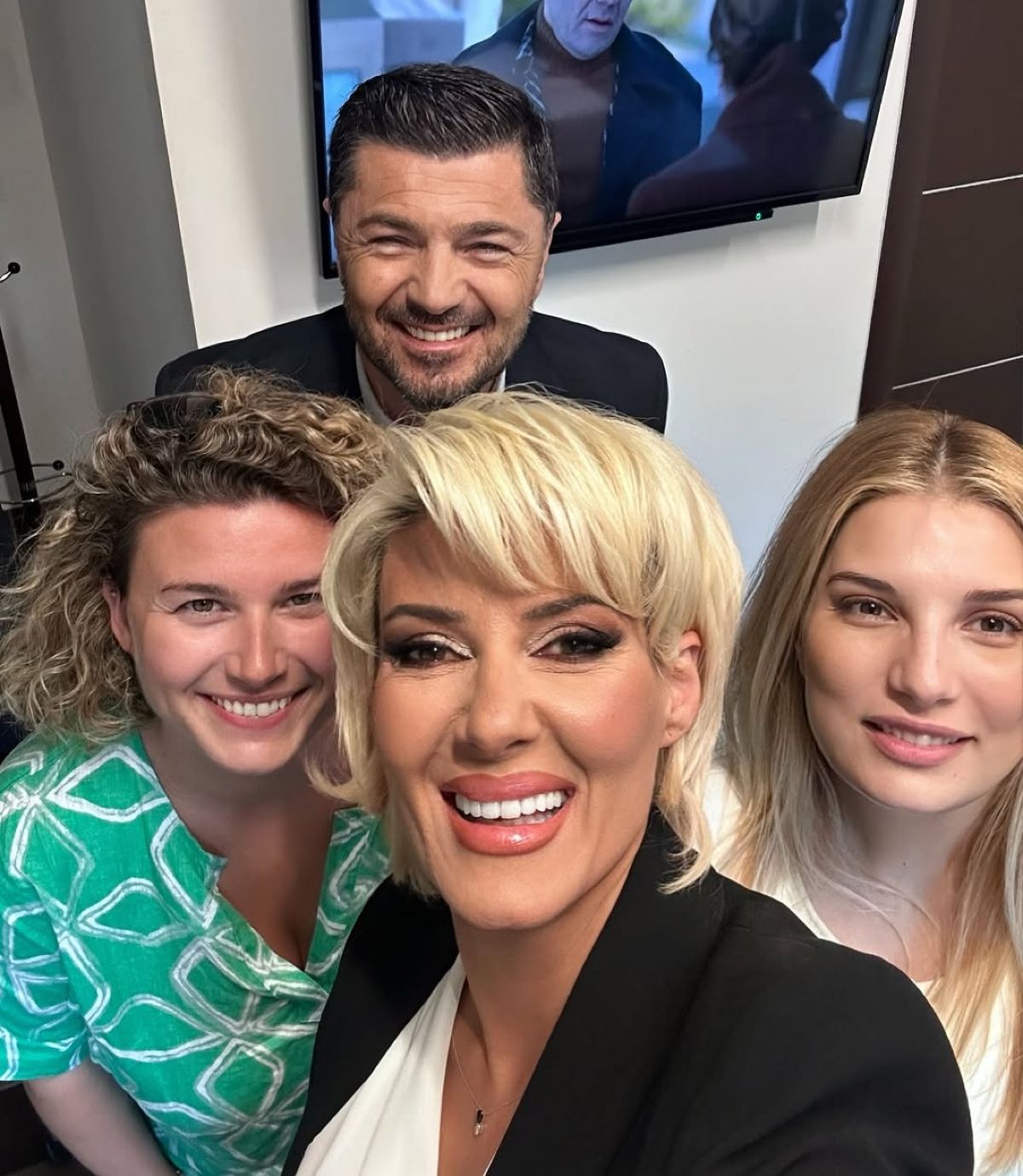 Η Εύη Φραγκάκη και οι συνεργάτες της