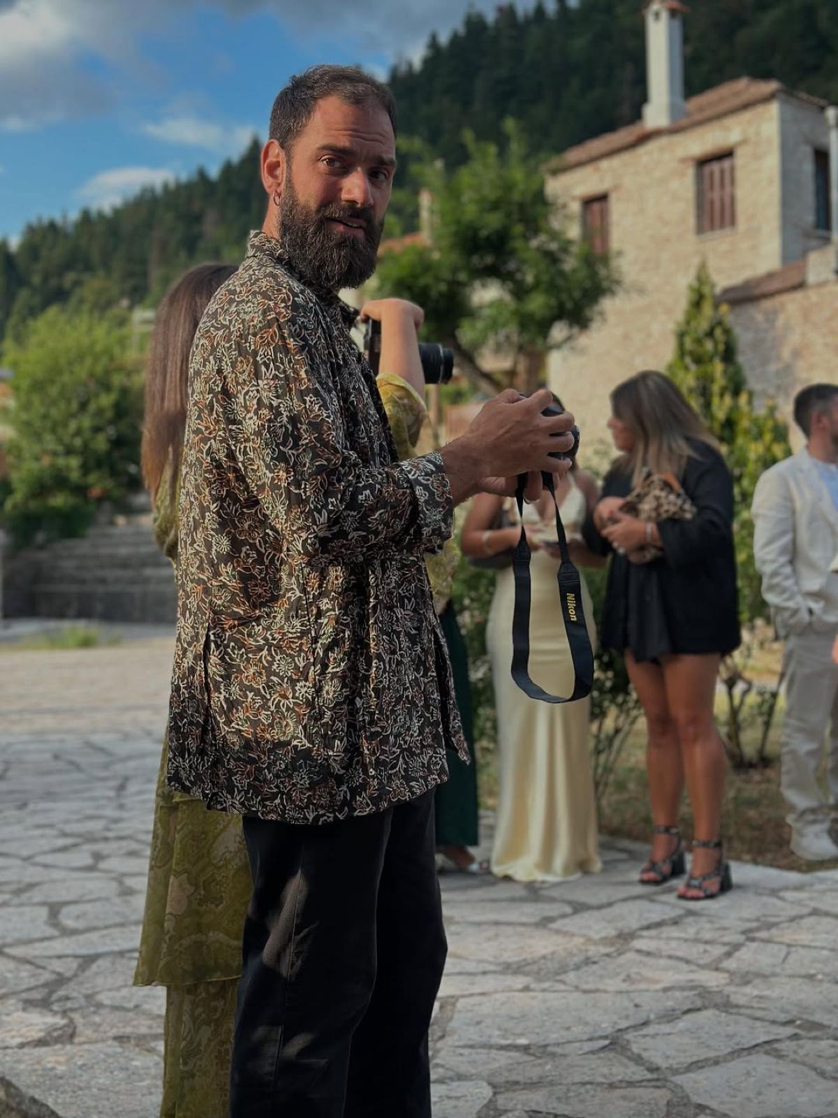 Ο φωτογράφος στον γάμο Κοντογεώργη - Παναγιωτίδου