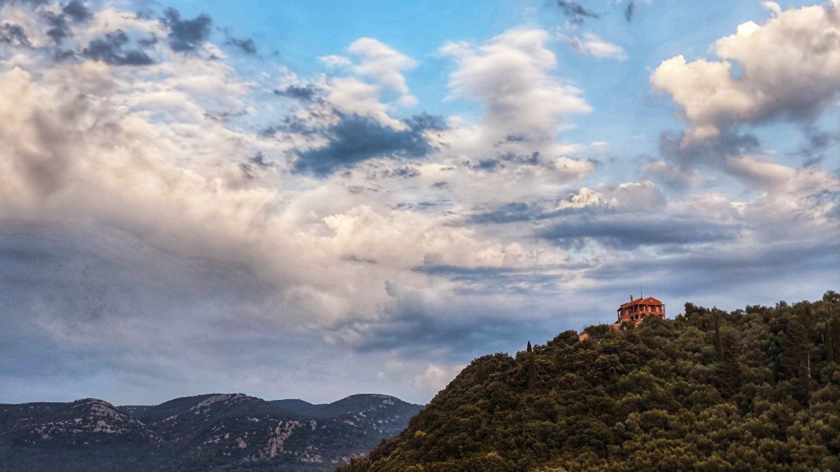 Καιρός με σύννεφα