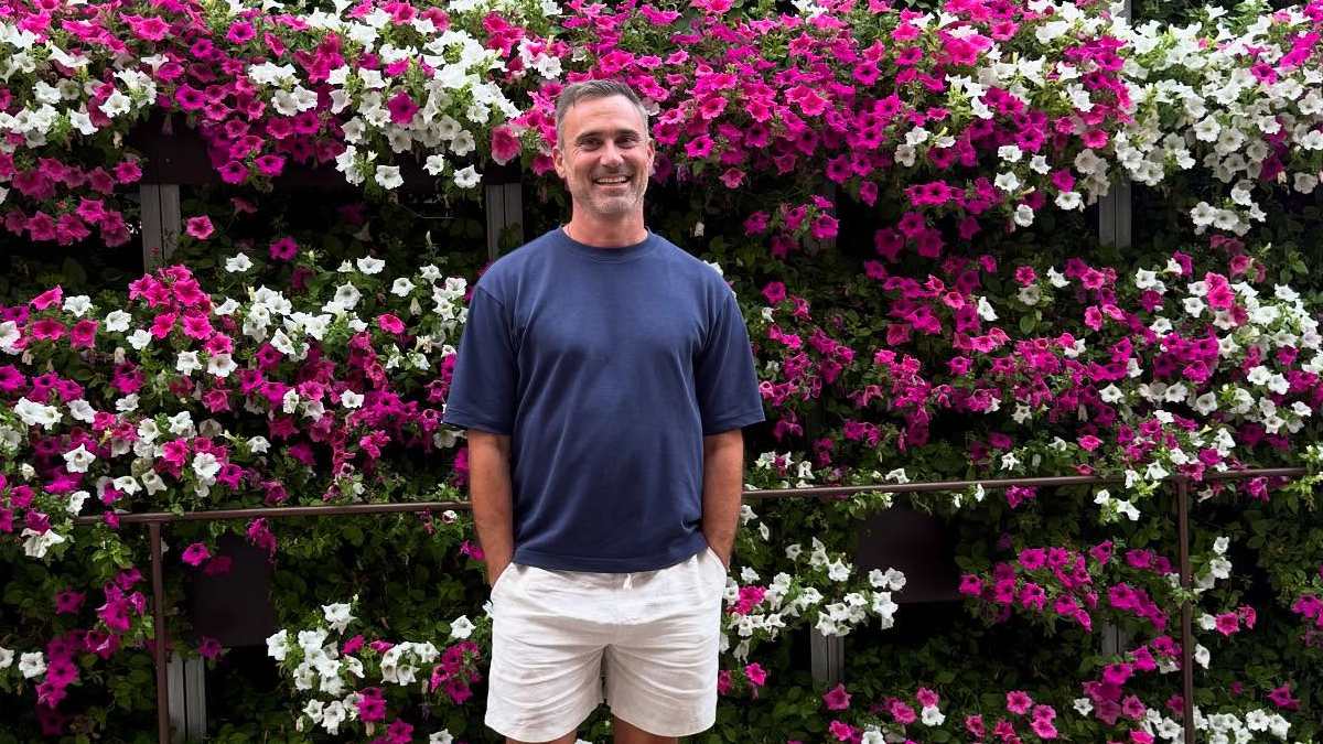 Ο Γιώργος Καπουτζίδης