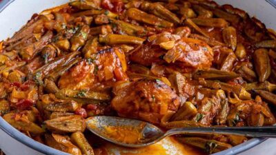 Κοτόπουλο με μπάμιες