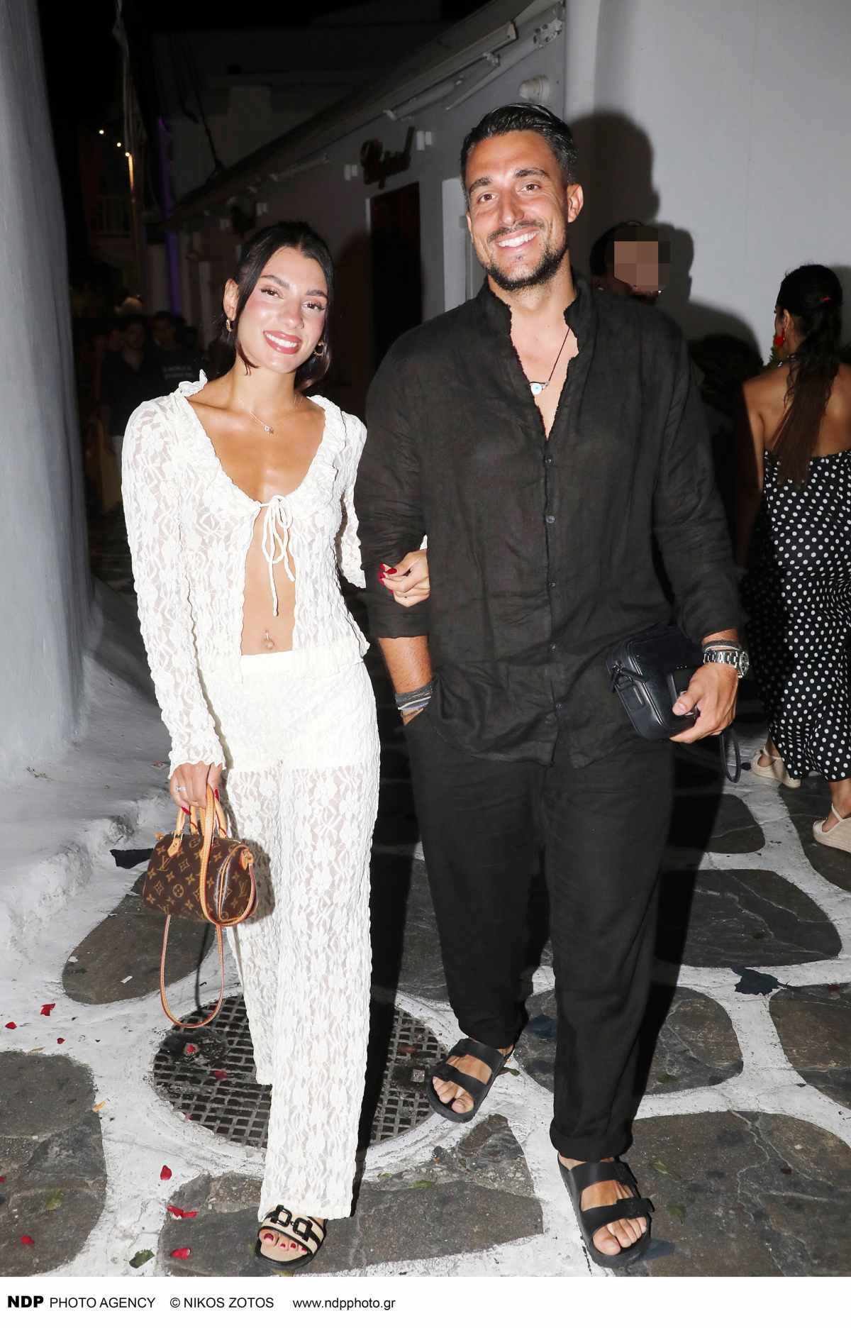 Η Μαριαλένα Ρουμελιώτη και ο Σάκης Κατσούλης στη Μύκονο