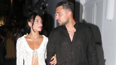 Η Μαριαλένα Ρουμελιώτη και ο Σάκης Κατσούλης στη Μύκονο