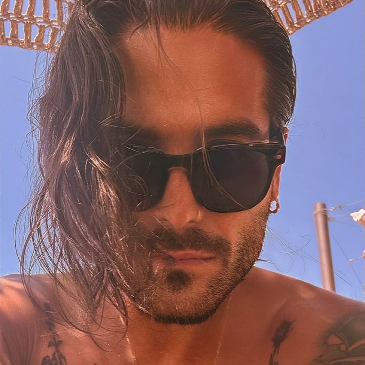 Ο Άρης Μουγκοπέτρος στην παραλία