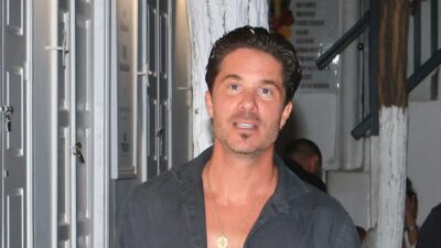 Νίκος Οικονομόπουλος