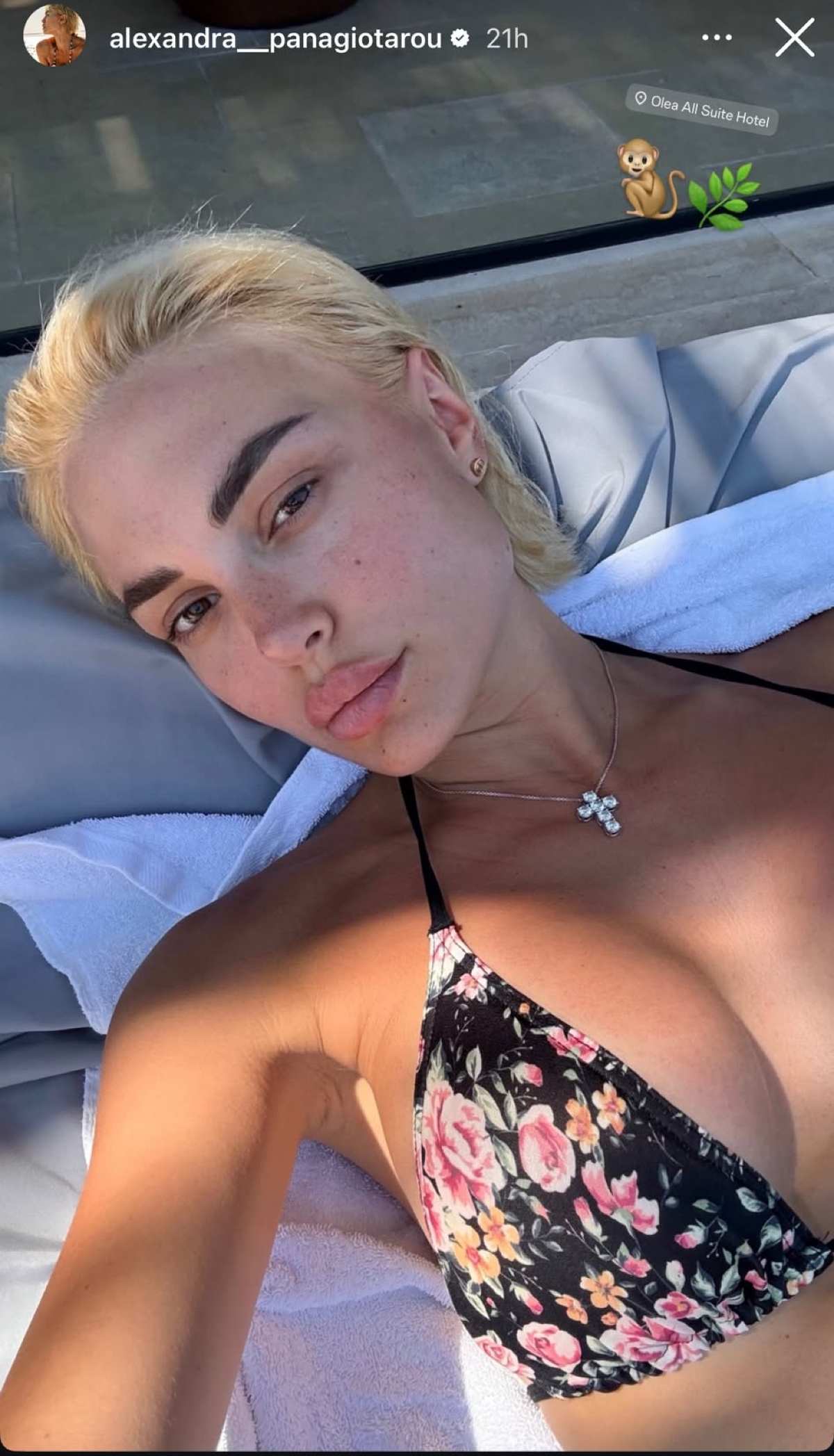 Η Αλεξάνδρα Παναγιώταρου ποζάρει χωρίς μακιγιάζ