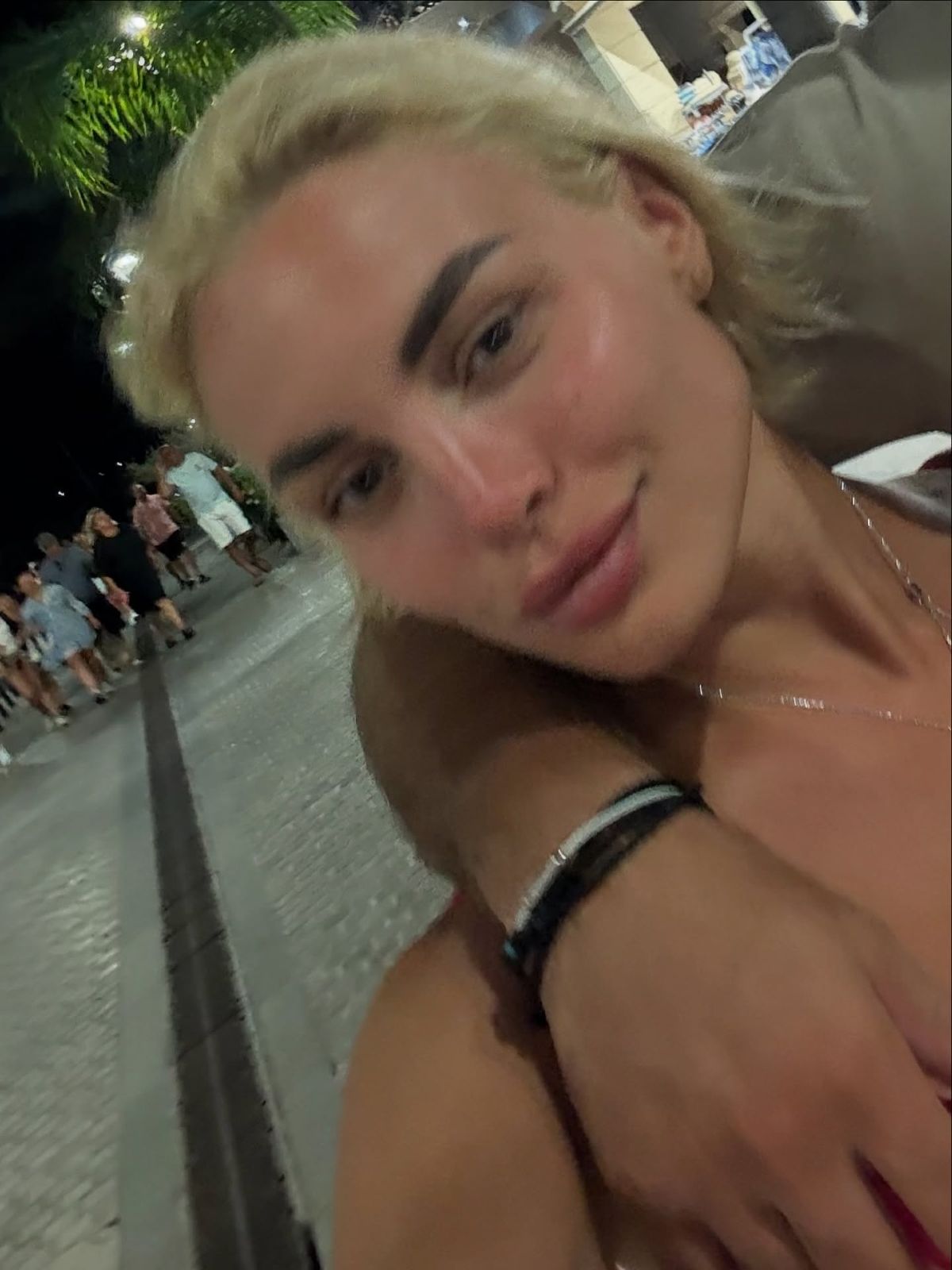 Η Αλεξάνδρα Παναγιώταρου με τον σύντροφό της στις διακοπές τους