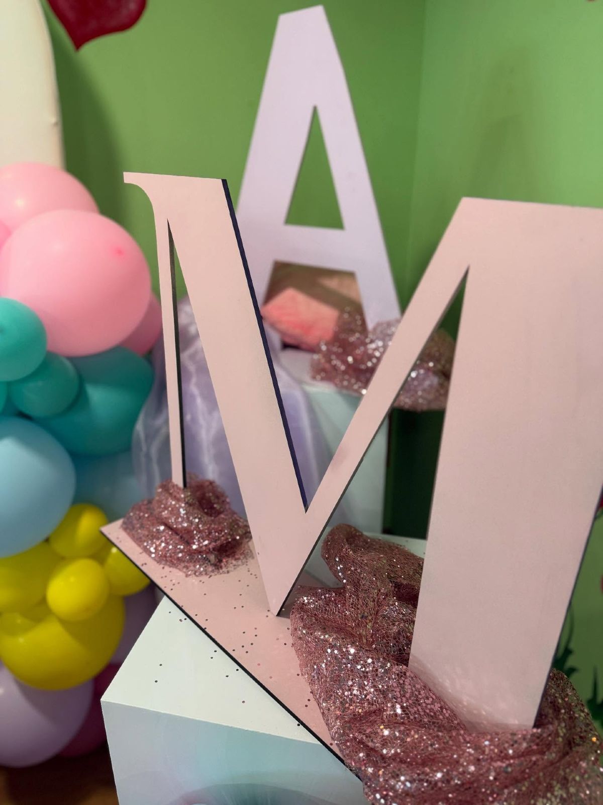 Στιγμιότυπο από το πάρτι γενεθλίων της κόρης της Όλγας Κιουρτσάκη