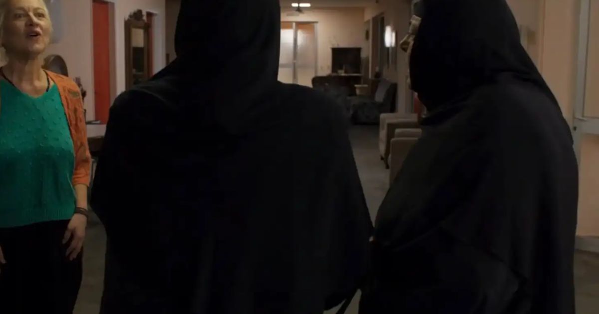 Η Πόπη Χριστοδούλου στη σειρά Φόνοι στο Καμπαναριό