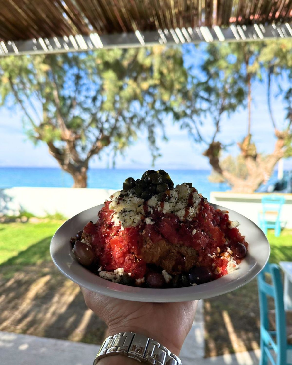 Ένας ντάκος δε λείπει ποτέ από το καλοκαιρινό τραπέζι!