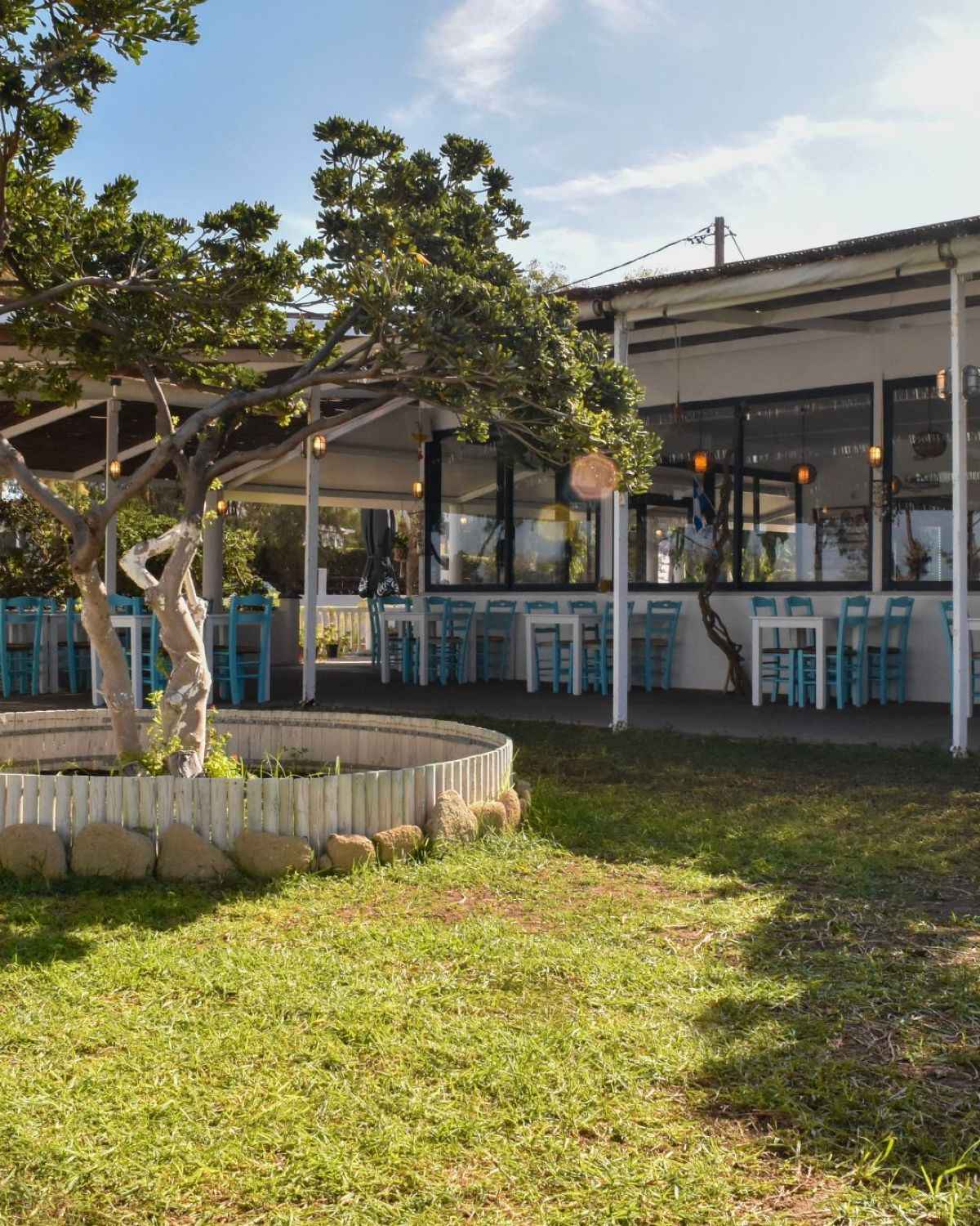 παραδείσι ταβέρνα