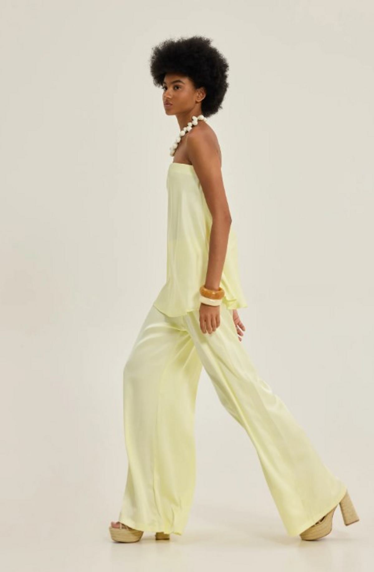 κίτρινο σύνολο