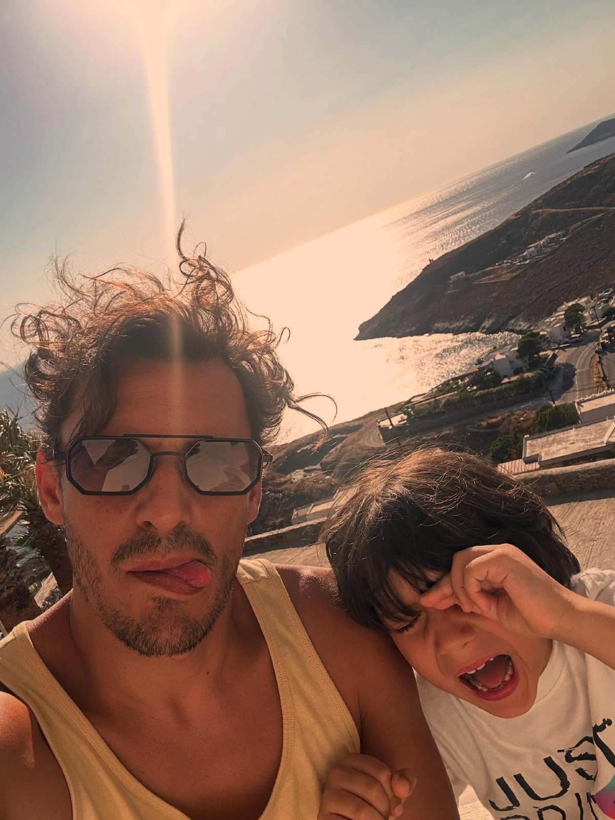 Ο Σταύρος Σβήγκος με τον γιο του