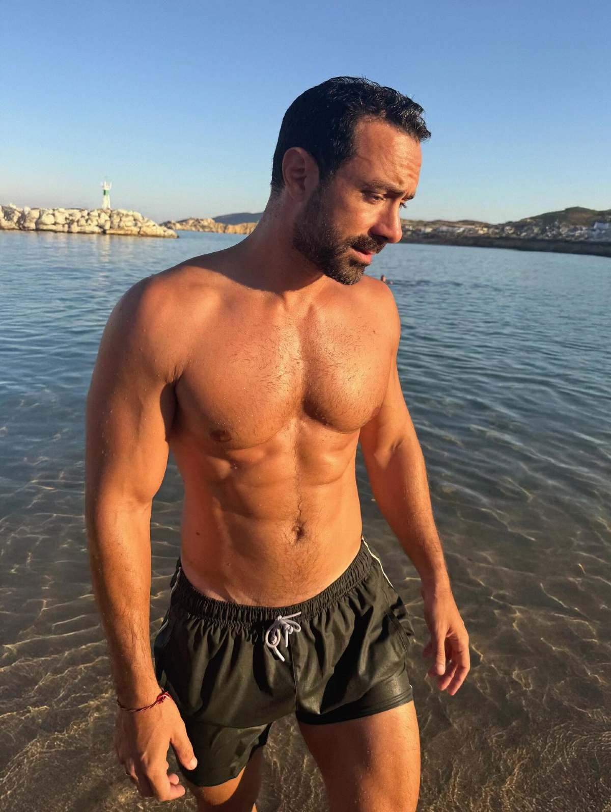 Ο Σάκης Τανιμανίδης στην Πάρο