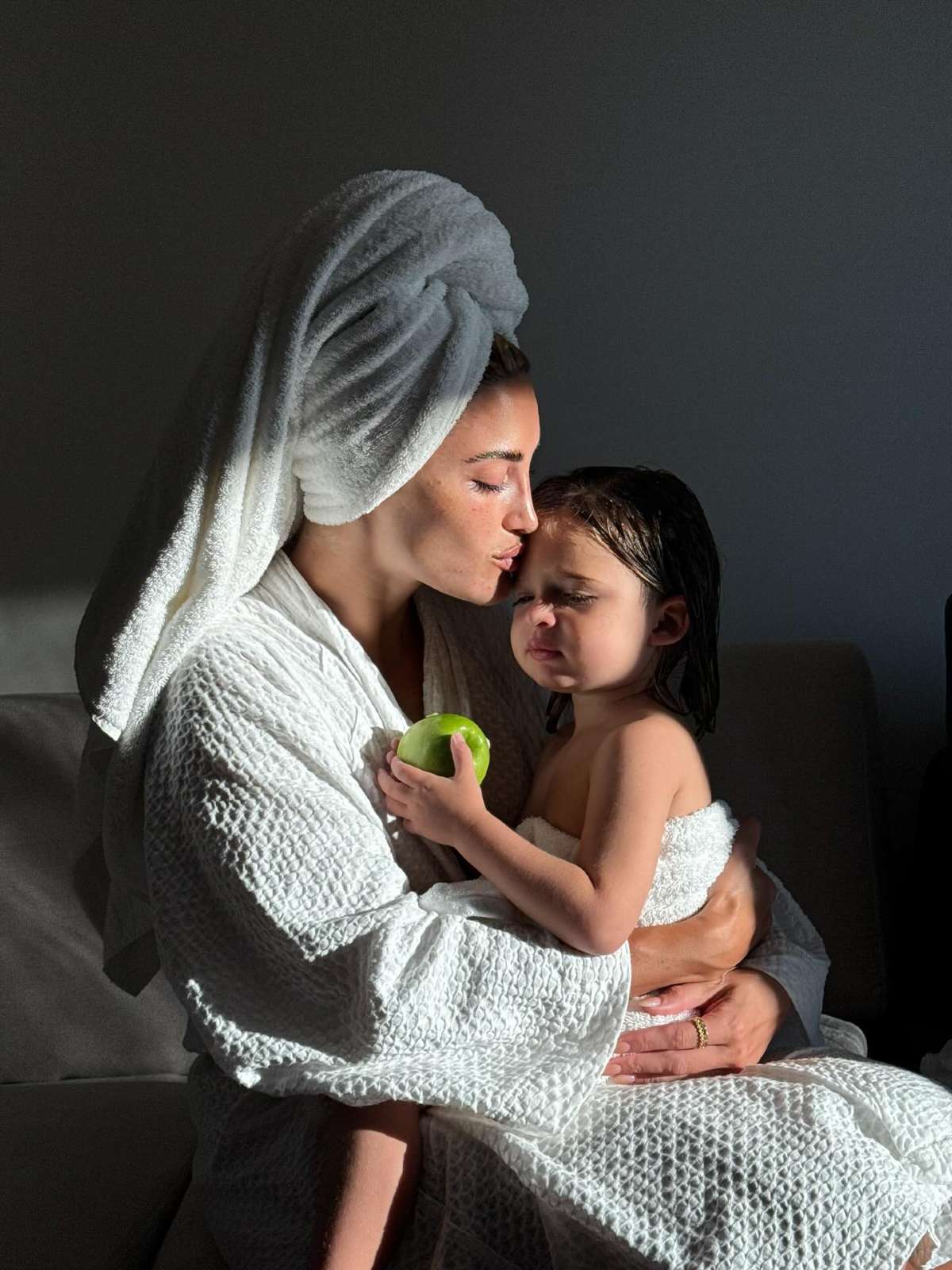 Η Ιωάννα Τούνη με τον γιο της, Πάρη