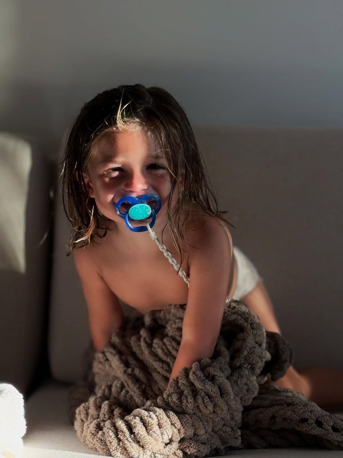 Ο γιος της Ιωάννας Τούνη, Πάρης