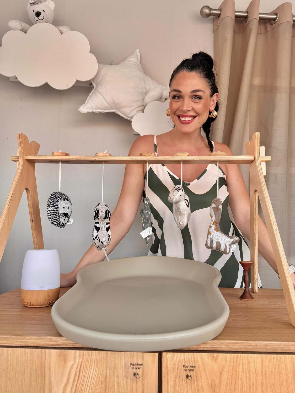 Η Ιωάννα Τριανταφυλλίδου στο δωμάτιο του μωρού της