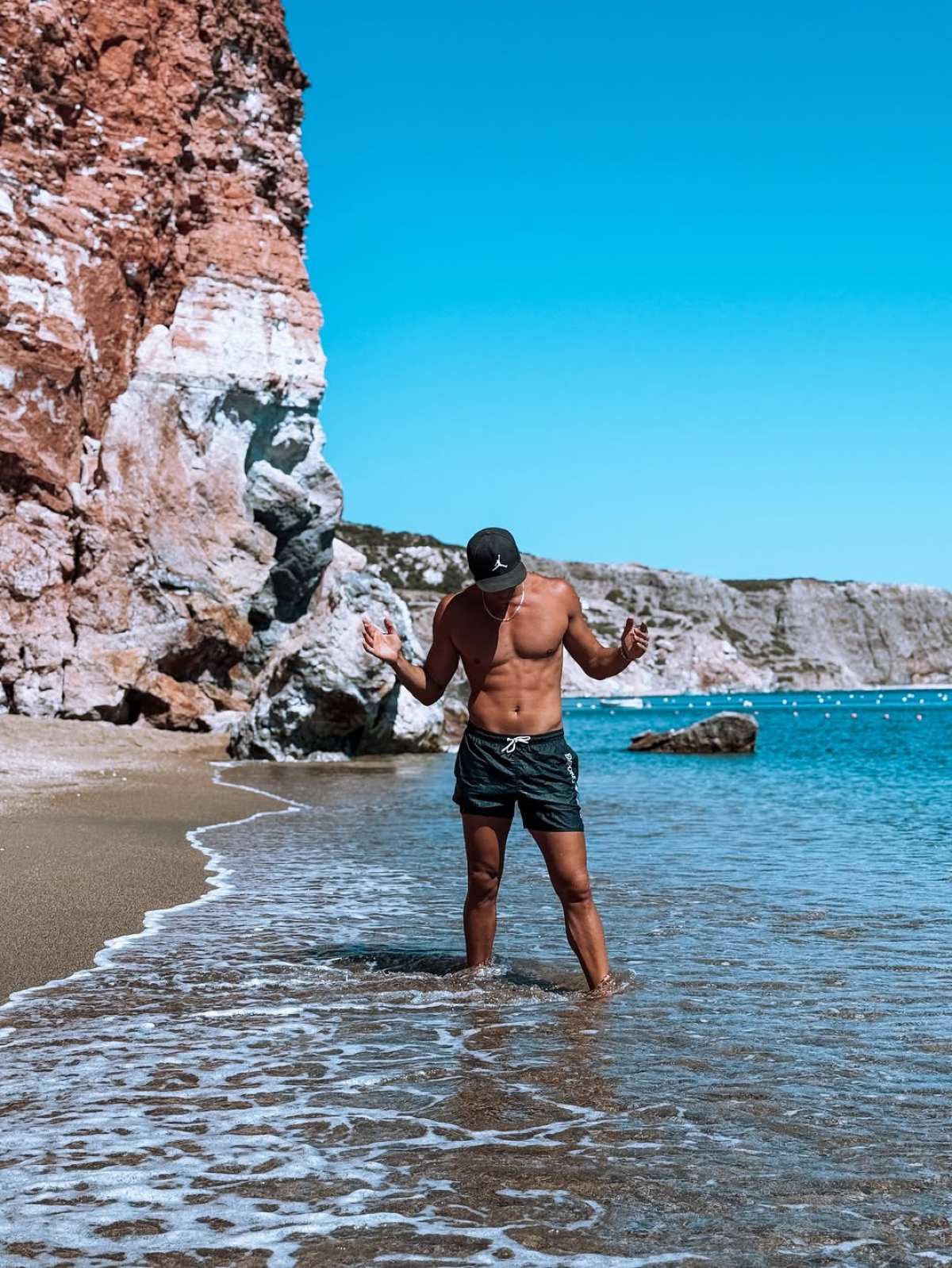 Ο Μπρούνο Τσερέλα στη Μήλο