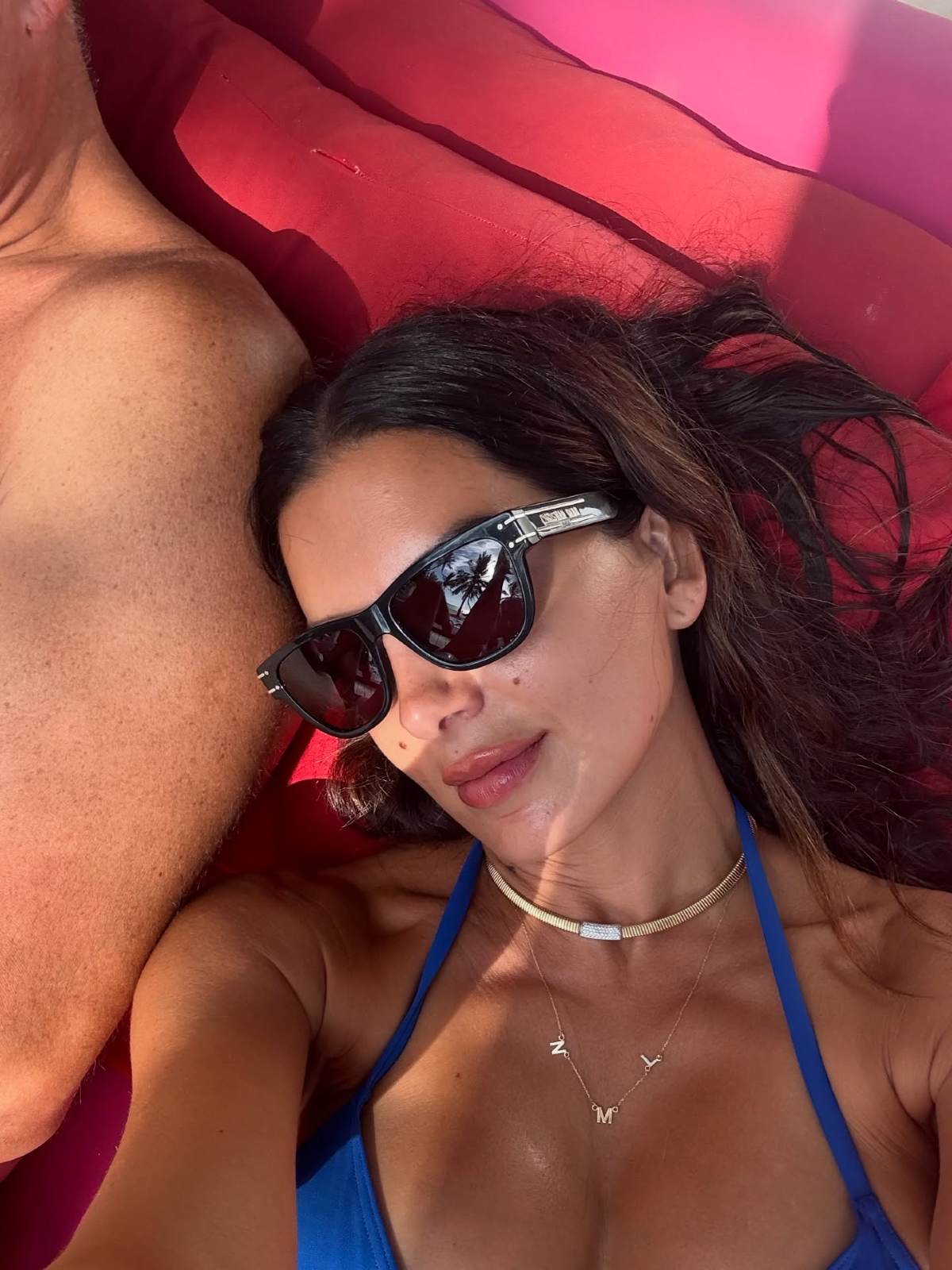 Τσιμτσιλή: Αποχαιρετά τον Αύγουστο - «Μοιράζομαι μαζί σας μερικές όμορφες στιγμές του!»