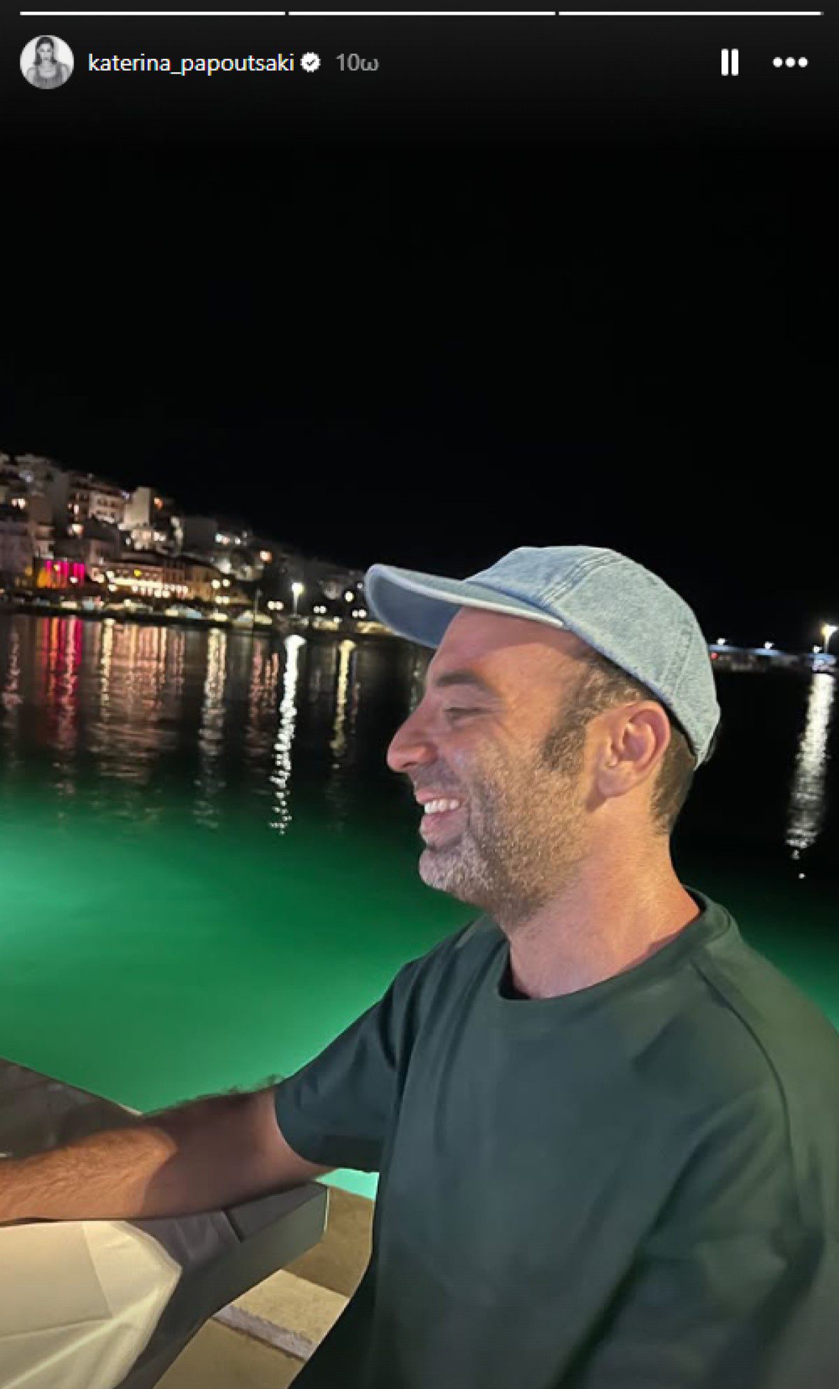 Ο Θάνος Χατζόπουλος στη Σητεία