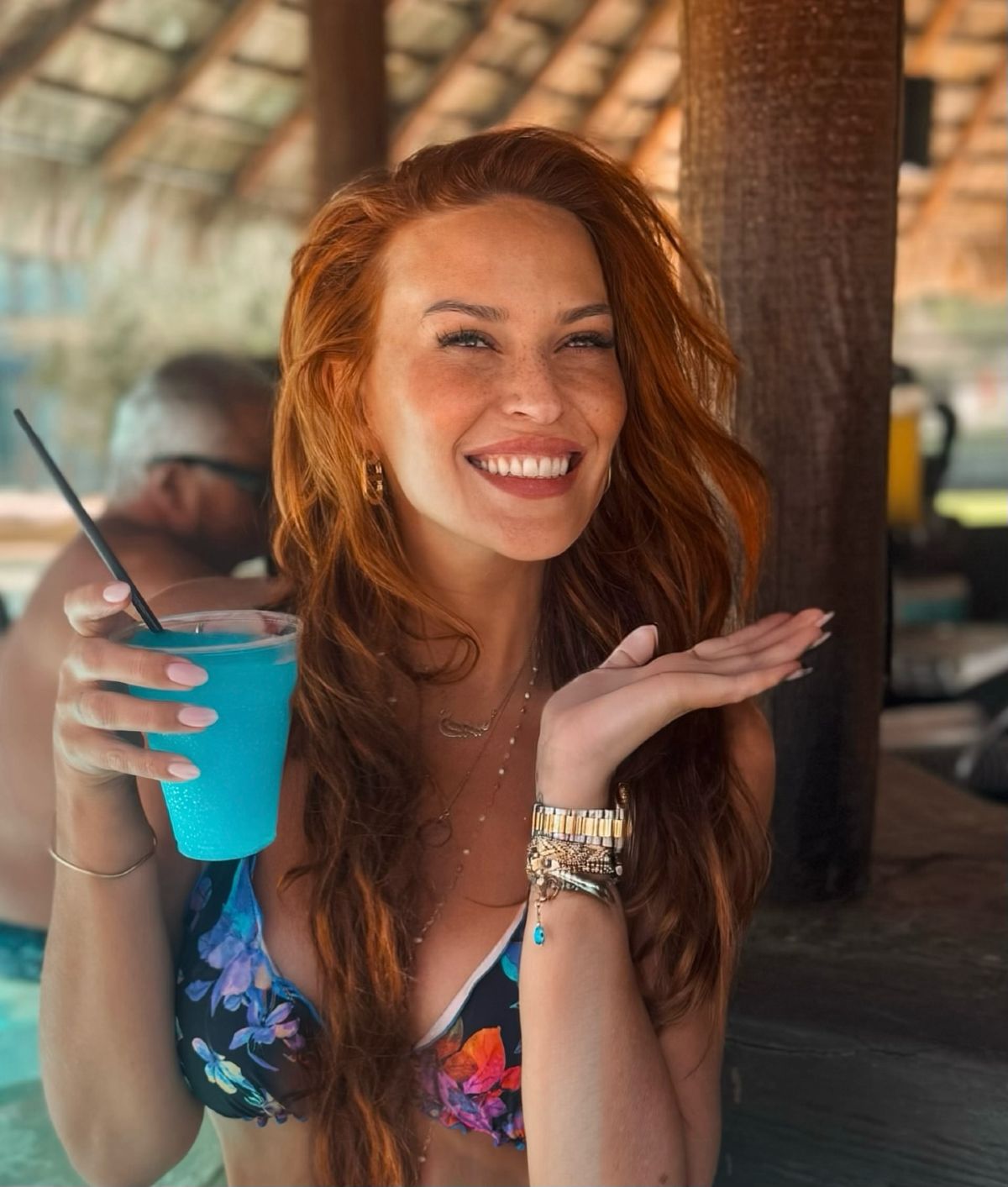 Η Σίσσυ Χρηστίδου στη Χαλκιδική